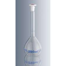 VOLUMETRIC FLASK 250ML (BOROSIL®) PLASTIC STOPPER CLASS B