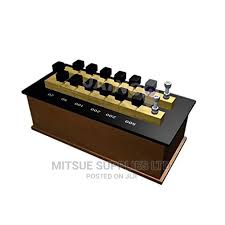 RESISTANCE BOX PLUG TYPE 3000 OHMS